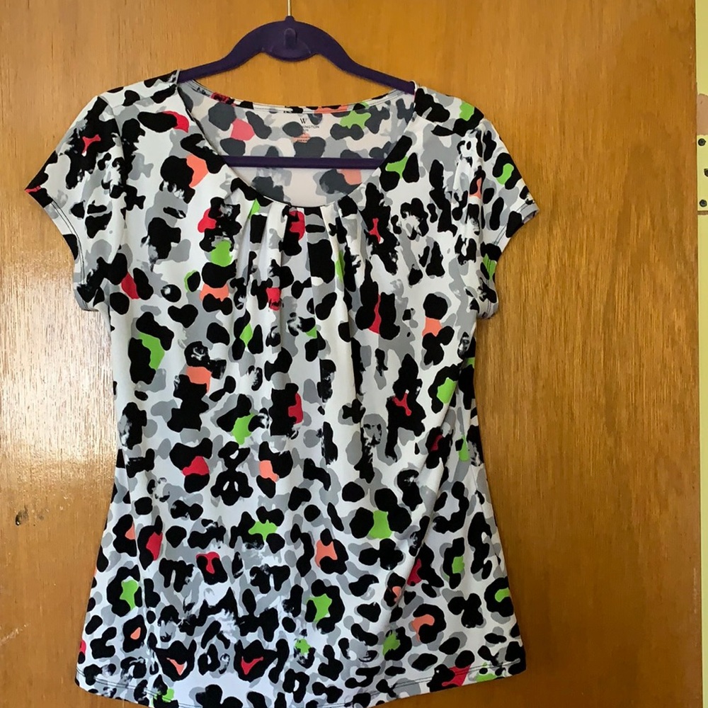 Worthington ladies top